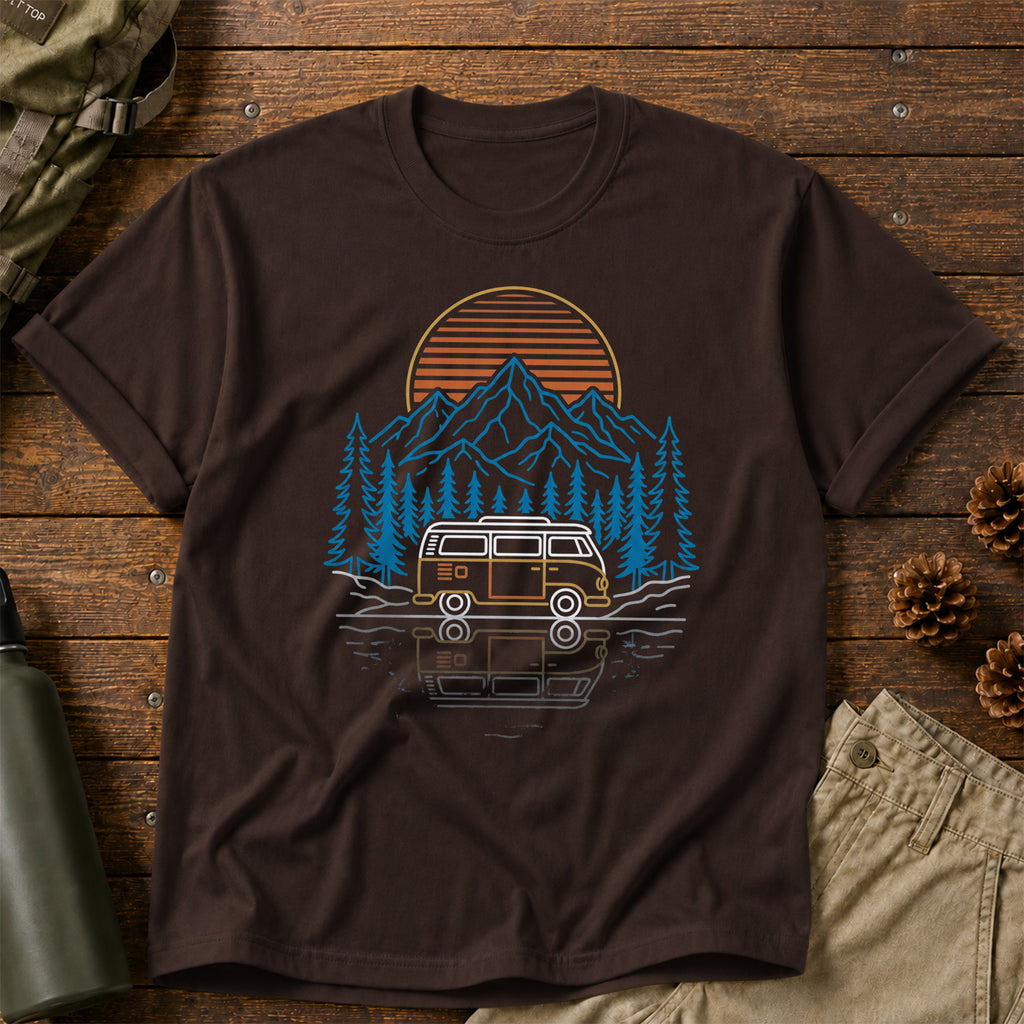 RV Car Retro 80s T-Shirt